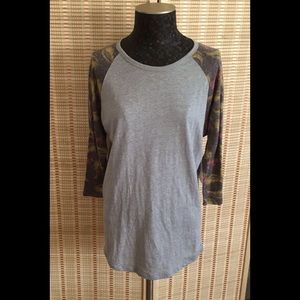 Lula roe Randy Top sz lg Teashirt Dark & Lite Grey nwt
